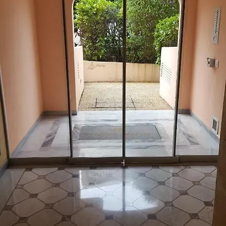 Alix De Jean Apartment